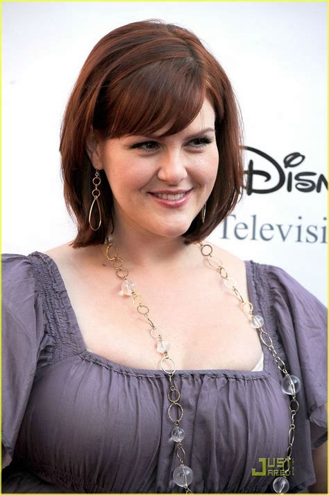 sara rue Search